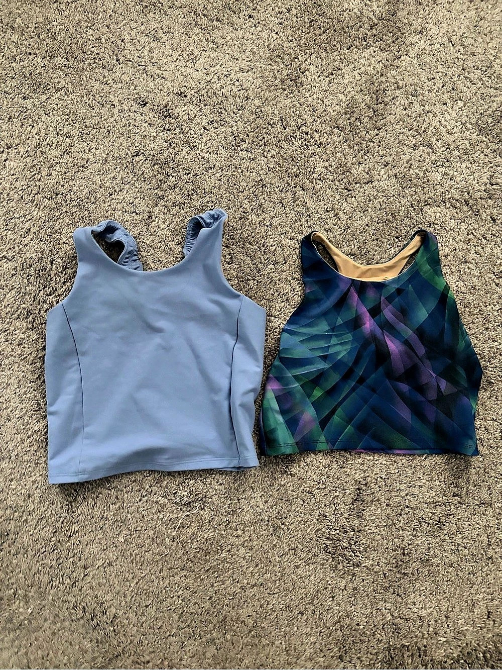 Set of 2 Old Navy Active tank/crop tops girls size large 10/12